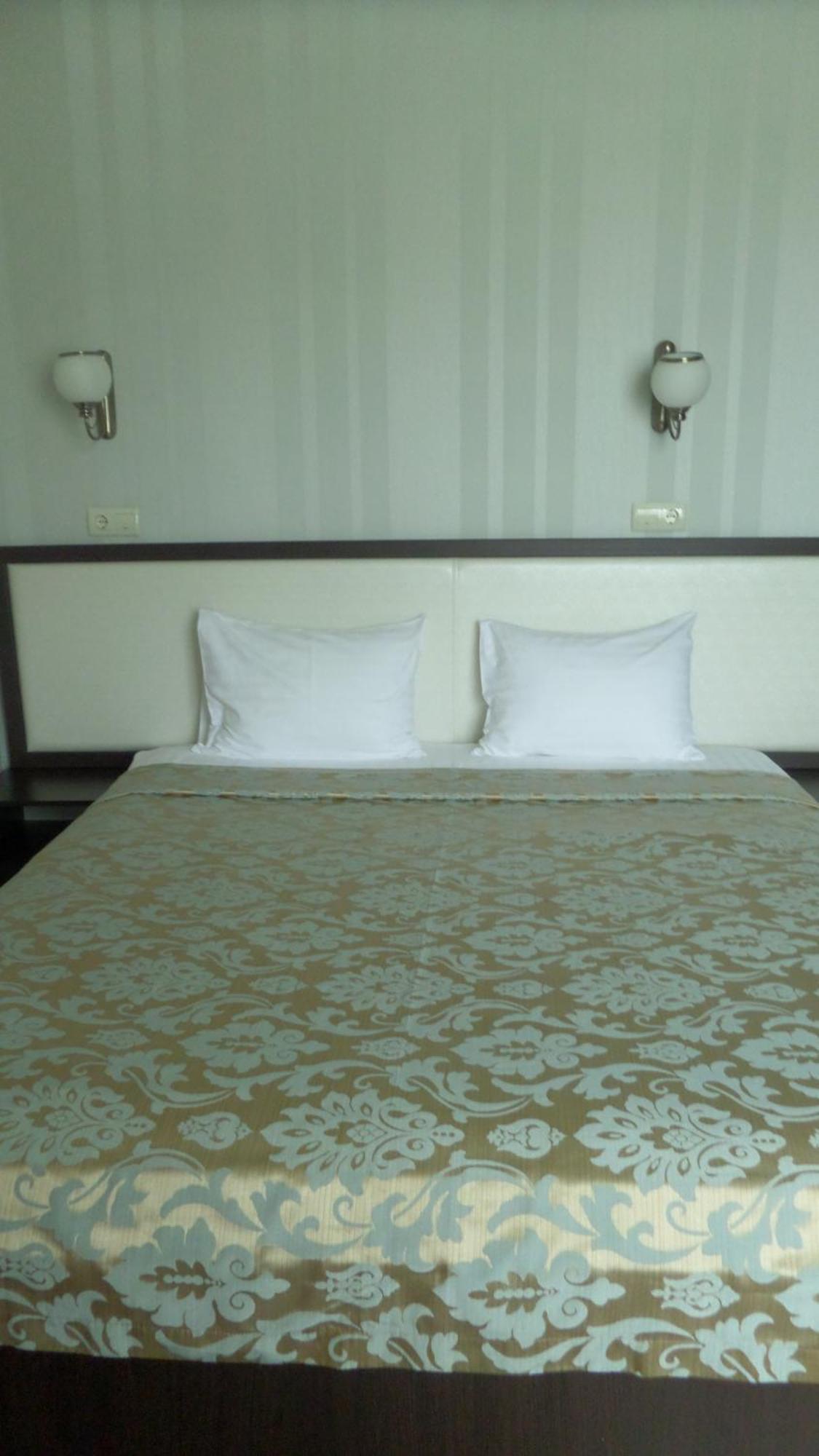 Royal Hotel Carcóvia Quarto foto